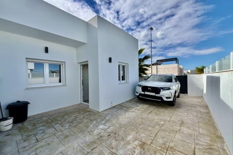 Villa pārdošanā Benijofar, Alicante, Spānijā 3 istabas, 124 m2 Nr. 154783 - attēls 4