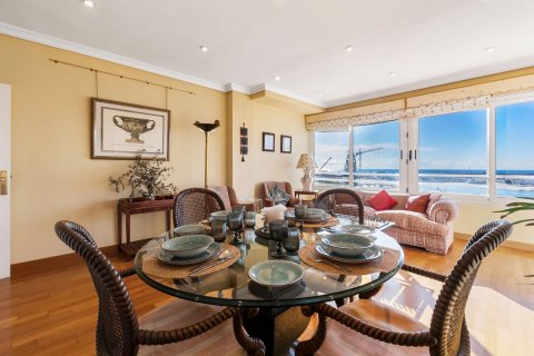 Apartament w Torrevieja, Alicante, Hiszpania 4 sypialnie, 128 mkw. nr 154784 – zdjęcie 6