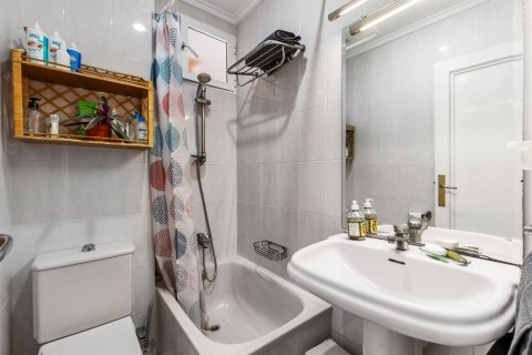 Apartament w Torrevieja, Alicante, Hiszpania 4 sypialnie, 128 mkw. nr 154784 – zdjęcie 14