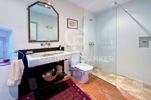 House for sale in Garrigas, Girona, Spain 6 bedrooms, 623 sq.m. No. 160241 - photo 22