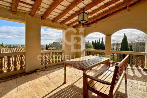 House for sale in Garrigas, Girona, Spain 6 bedrooms, 623 sq.m. No. 160241 - photo 18