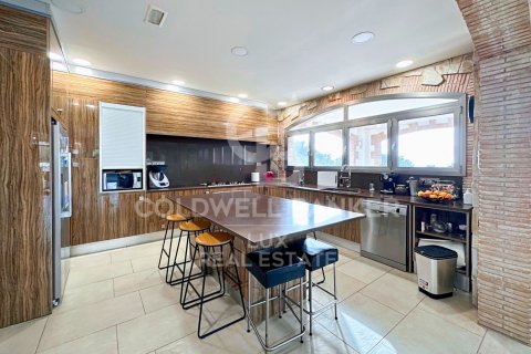 Casa in vendita a Vilajuiga, Girona, Spagna 5 camere da letto, 500 mq. N° 160239 - foto 12