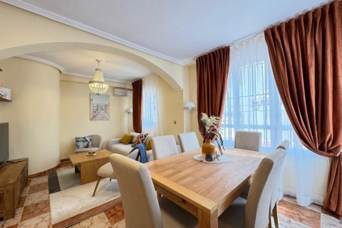 Townhouse zum Verkauf in Cabo Roig, Alicante, Spanien 2 Schlafzimmer, 92 m2 Nr. 160661 - Foto 8