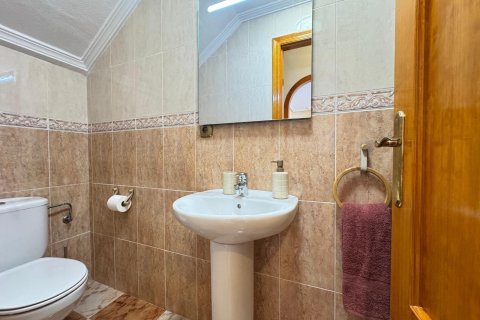 Townhouse zum Verkauf in Cabo Roig, Alicante, Spanien 2 Schlafzimmer, 92 m2 Nr. 160661 - Foto 17