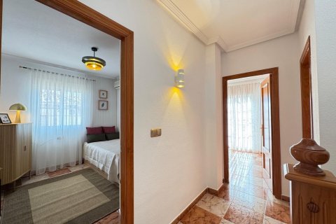 Townhouse zum Verkauf in Cabo Roig, Alicante, Spanien 2 Schlafzimmer, 92 m2 Nr. 160661 - Foto 19