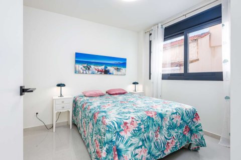 Apartment for sale in Torre de la Horadada, Alicante, Spain 2 bedrooms, 92 sq.m. No. 160656 - photo 19