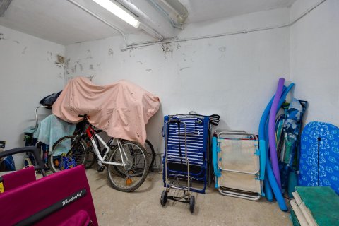 Apartment for sale in Torrevieja, Alicante, Spain 2 bedrooms, 72 sq.m. No. 160658 - photo 30