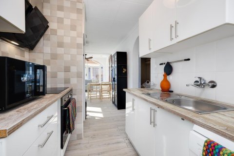 Huvila myytävänä La Marina, Alicante, Espanja, 2 makuuhuonetta, 80 m2 No. 160657 - kuva 13