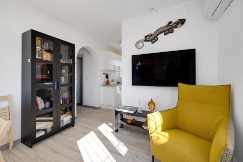 Huvila myytävänä La Marina, Alicante, Espanja, 2 makuuhuonetta, 80 m2 No. 160657 - kuva 12