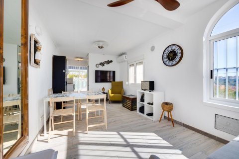 Huvila myytävänä La Marina, Alicante, Espanja, 2 makuuhuonetta, 80 m2 No. 160657 - kuva 8