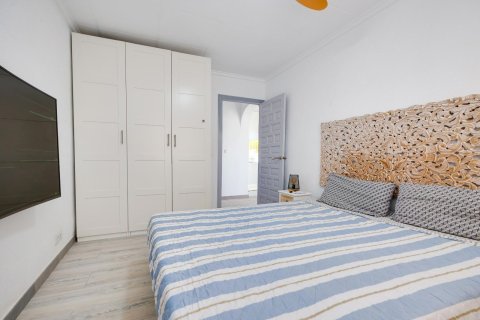 Huvila myytävänä La Marina, Alicante, Espanja, 2 makuuhuonetta, 80 m2 No. 160657 - kuva 19