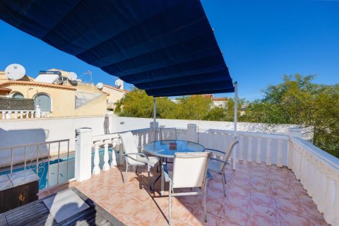 Huvila myytävänä La Marina, Alicante, Espanja, 2 makuuhuonetta, 80 m2 No. 160657 - kuva 28