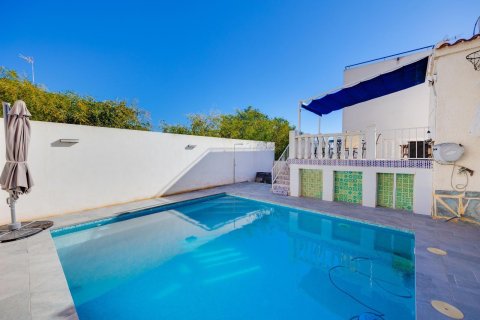 Huvila myytävänä La Marina, Alicante, Espanja, 2 makuuhuonetta, 80 m2 No. 160657 - kuva 24