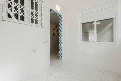 Wohnung zum Verkauf in Torrevieja, Alicante, Spanien 3 Schlafzimmer, 110 m2 Nr. 160660 - Foto 15