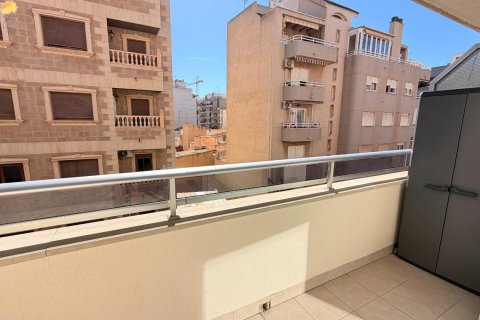 Appartamento in vendita a Torrevieja, Alicante, Spagna 1 camera da letto, 67 mq. N° 183031 - foto 3