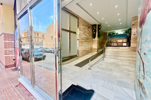 Penthouse w Torrevieja, Alicante, Hiszpania 1 sypialnia, 55 mkw. nr 183032 – zdjęcie 4