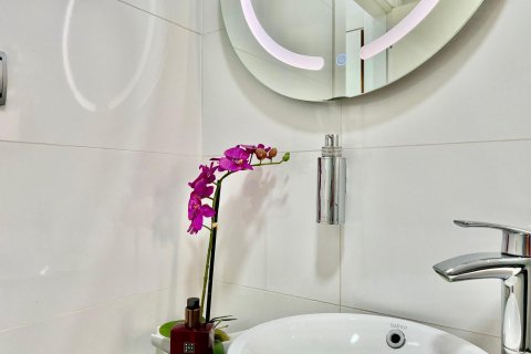 Penthouse w Torrevieja, Alicante, Hiszpania 1 sypialnia, 55 mkw. nr 183032 – zdjęcie 14