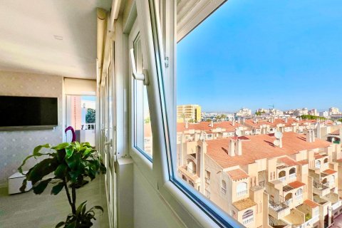 Penthouse w Torrevieja, Alicante, Hiszpania 1 sypialnia, 55 mkw. nr 183032 – zdjęcie 26
