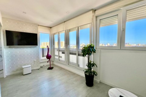 Penthouse w Torrevieja, Alicante, Hiszpania 1 sypialnia, 55 mkw. nr 183032 – zdjęcie 30