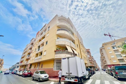 Penthouse w Torrevieja, Alicante, Hiszpania 1 sypialnia, 55 mkw. nr 183032 – zdjęcie 2