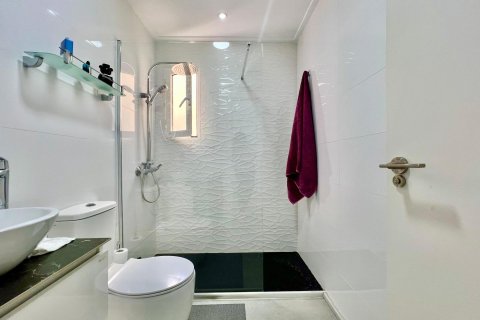 Penthouse w Torrevieja, Alicante, Hiszpania 1 sypialnia, 55 mkw. nr 183032 – zdjęcie 11