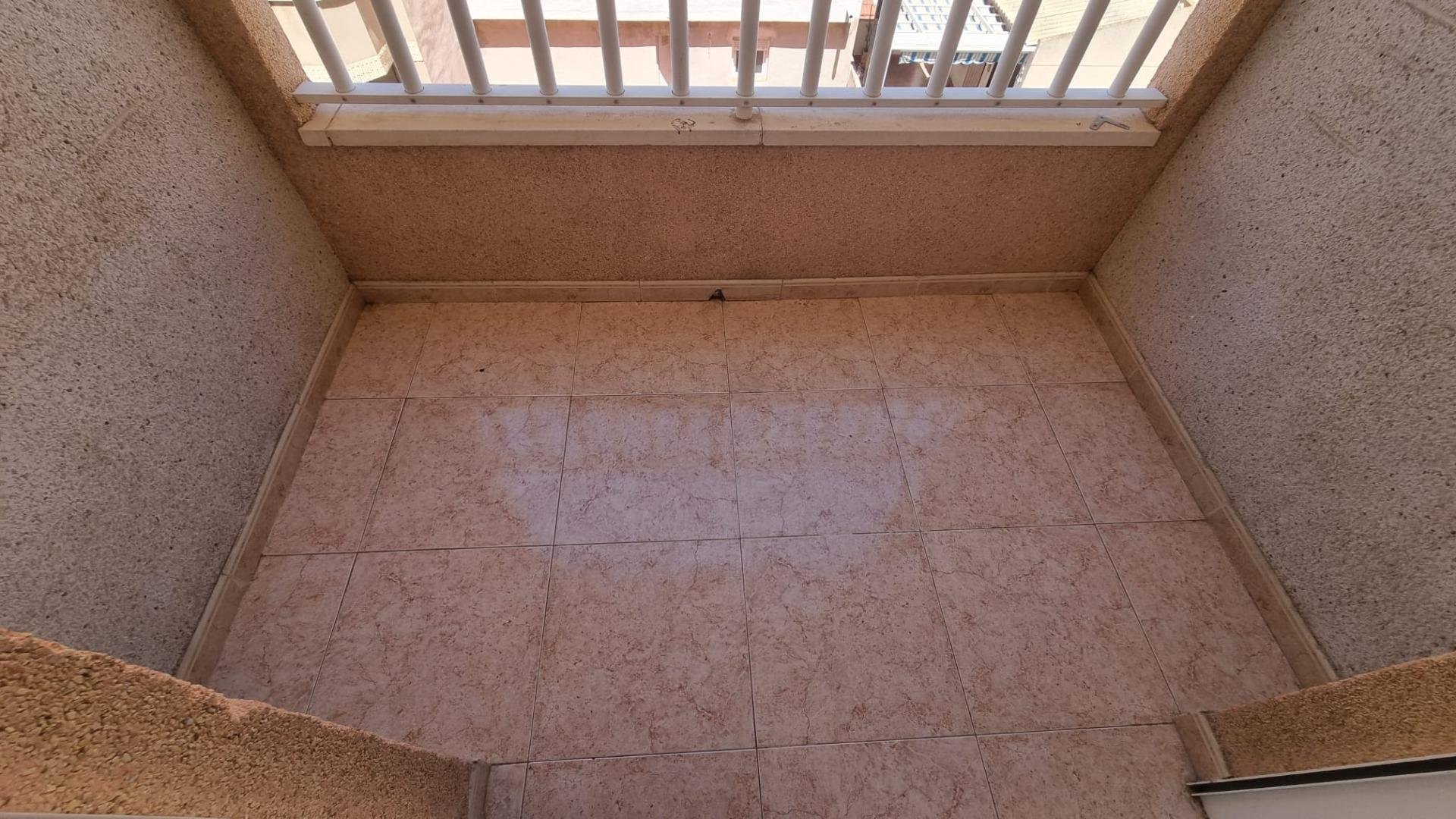 Apartment in Torrevieja, Alicante, Spain 2 bedrooms, 57 sq.m. No. 183036