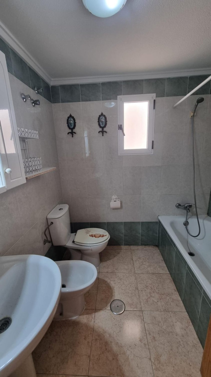 Apartment in Torrevieja, Alicante, Spain 2 bedrooms, 57 sq.m. No. 183036