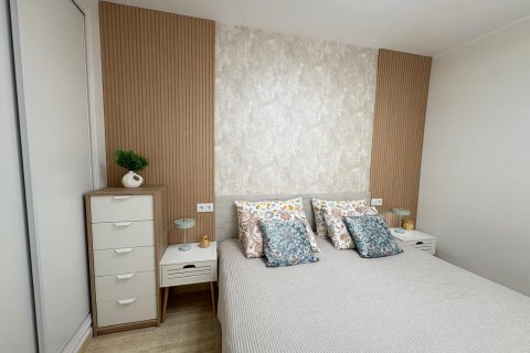 Apartament w Torrevieja, Alicante, Hiszpania 1 sypialnia, 80 mkw. nr 183039 – zdjęcie 8