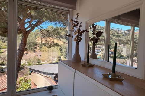 Villa for sale in Lloret de Mar, Girona, Spain 4 bedrooms, 230 sq.m. No. 180520 - photo 18