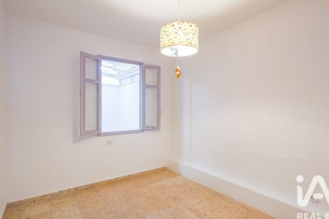 Huoneisto myytävänä San Cristobal de La Laguna, Tenerife, Espanja, 3 makuuhuonetta, 82 m2 No. 172268 - kuva 7