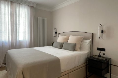 Huoneisto myytävänä Madrid, Espanja, 4 makuuhuonetta, 256 m2 No. 172272 - kuva 12