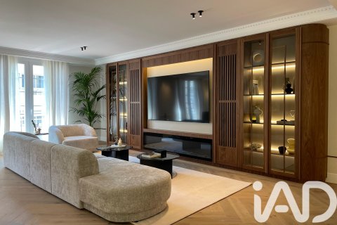 Huoneisto myytävänä Madrid, Espanja, 4 makuuhuonetta, 256 m2 No. 172272 - kuva 3