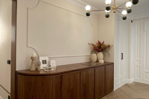 Huoneisto myytävänä Madrid, Espanja, 4 makuuhuonetta, 256 m2 No. 172272 - kuva 10
