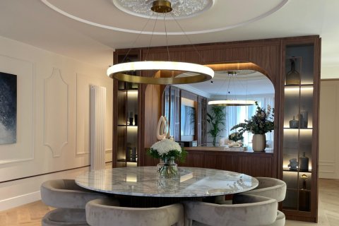 Huoneisto myytävänä Madrid, Espanja, 4 makuuhuonetta, 256 m2 No. 172272 - kuva 11
