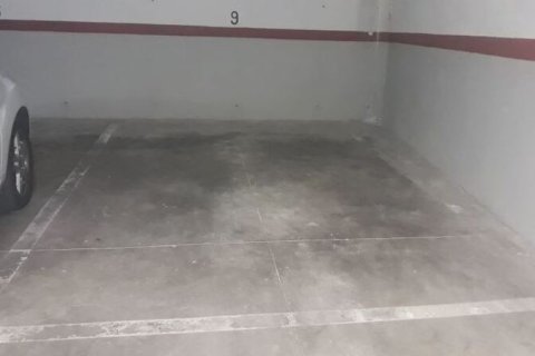 Продажа гаража в Санта-Маргарида-и-эль-Монжос, Барселона, Испания 34м2 №191515 - фото 6