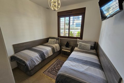 Apartment for sale Cabo Roig, Alicante, Spain 2 bedrooms, 100 sq.m. No. 117241 - photo 11
