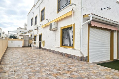Radhus i Los Altos, Alicante, Spanien 6 sovrum, 160 kvm. Nr. 190127