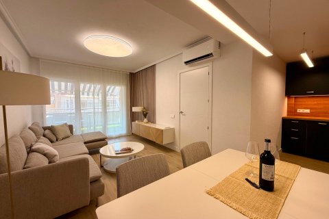 Apartment for sale in Torrevieja, Alicante, Spain 2 bedrooms, 66 sq.m. No. 190128 - photo 15