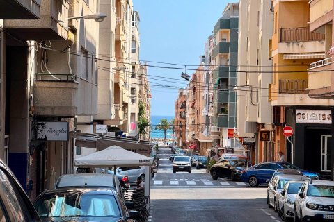 Apartment for sale in Torrevieja, Alicante, Spain 2 bedrooms, 66 sq.m. No. 190128 - photo 6