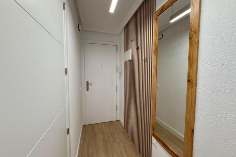 Apartment for sale in Torrevieja, Alicante, Spain 2 bedrooms, 66 sq.m. No. 190128 - photo 26
