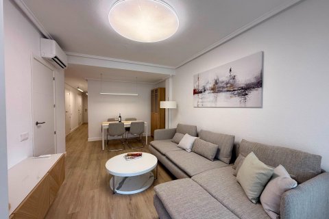 Apartment for sale in Torrevieja, Alicante, Spain 2 bedrooms, 66 sq.m. No. 190128 - photo 10