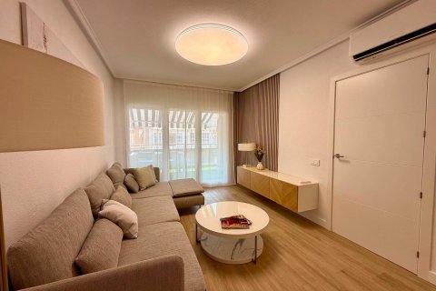 Apartment for sale in Torrevieja, Alicante, Spain 2 bedrooms, 66 sq.m. No. 190128 - photo 14