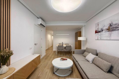 Apartment for sale in Torrevieja, Alicante, Spain 2 bedrooms, 66 sq.m. No. 190128 - photo 11