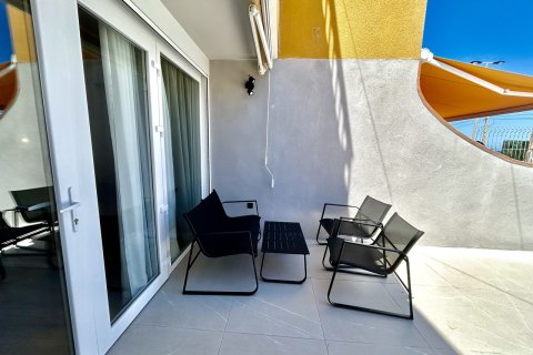 Apartamento en venta en Torrevieja, Alicante, España 2 dormitorios, 56 m2 No. 190129 - foto 20