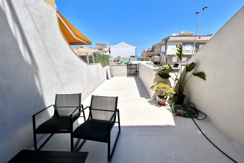 Apartamento en venta en Torrevieja, Alicante, España 2 dormitorios, 56 m2 No. 190129 - foto 24