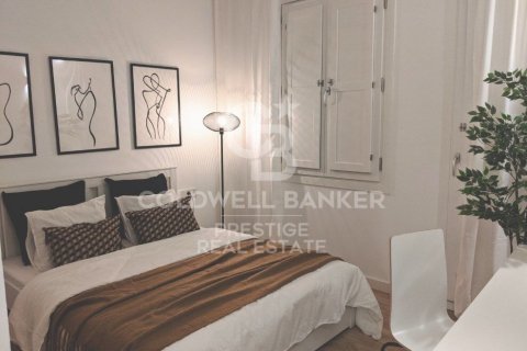 Apartment à vendre à Barcelona, Espagne, 2 chambres, 100 m2 No. 159940 - photo 4