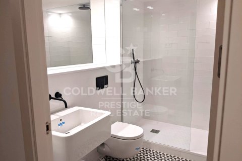 Apartment à vendre à Barcelona, Espagne, 2 chambres, 100 m2 No. 159940 - photo 20