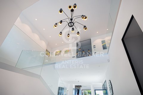 Hus till salu i Sant Andreu de Llavaneres, Barcelona, Spanien 3 sovrum, 463 kvm. Nr. 159944 - foto 22