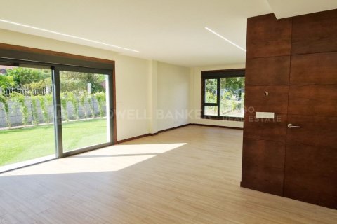Сasa en venta en Baiona, Pontevedra, España 4 dormitorios, 237 m2 No. 159938 - foto 5