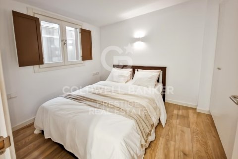 Продажа пентхауса в Барселона, Испания 2 спальни, 100м2 №159939 - фото 13